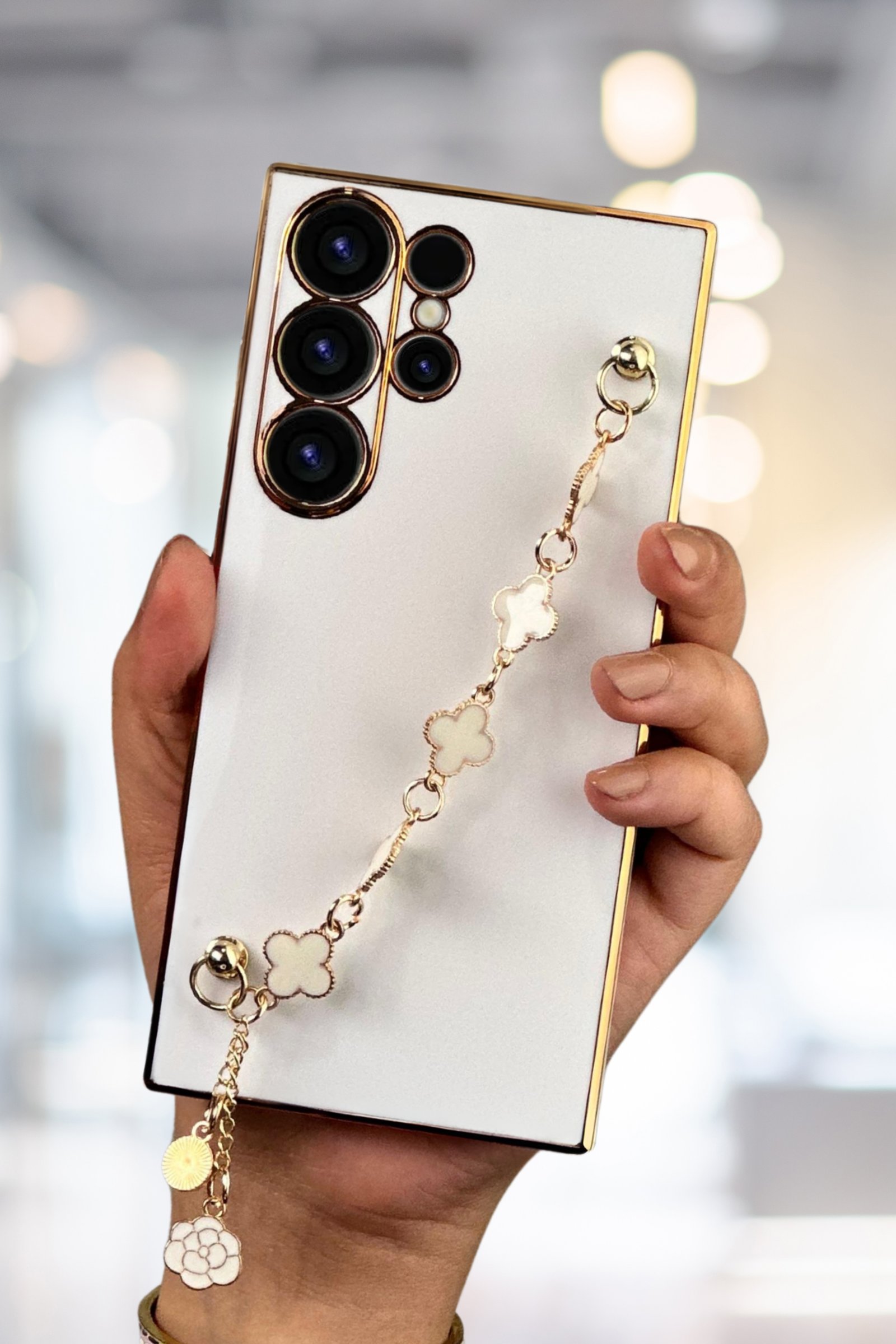 Samsung S23 Ultra Kılıf Lüks Yonca Zincir Askılı Gold Çerçeveli Elçek Kadın Telefon Kapak