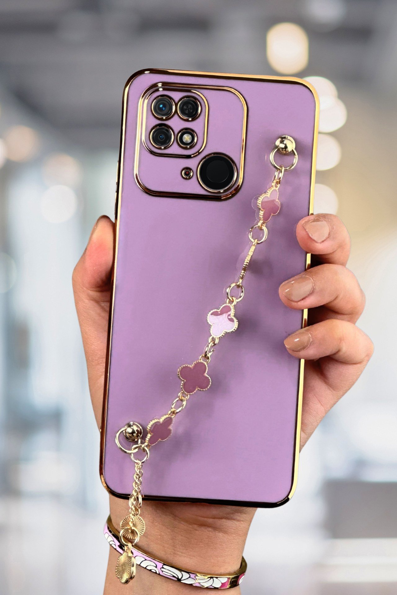 Redmi 10C Kılıf Lüks Yonca Zincir Askılı Gold Çerçeveli Elçek Kadın Telefon Kapak