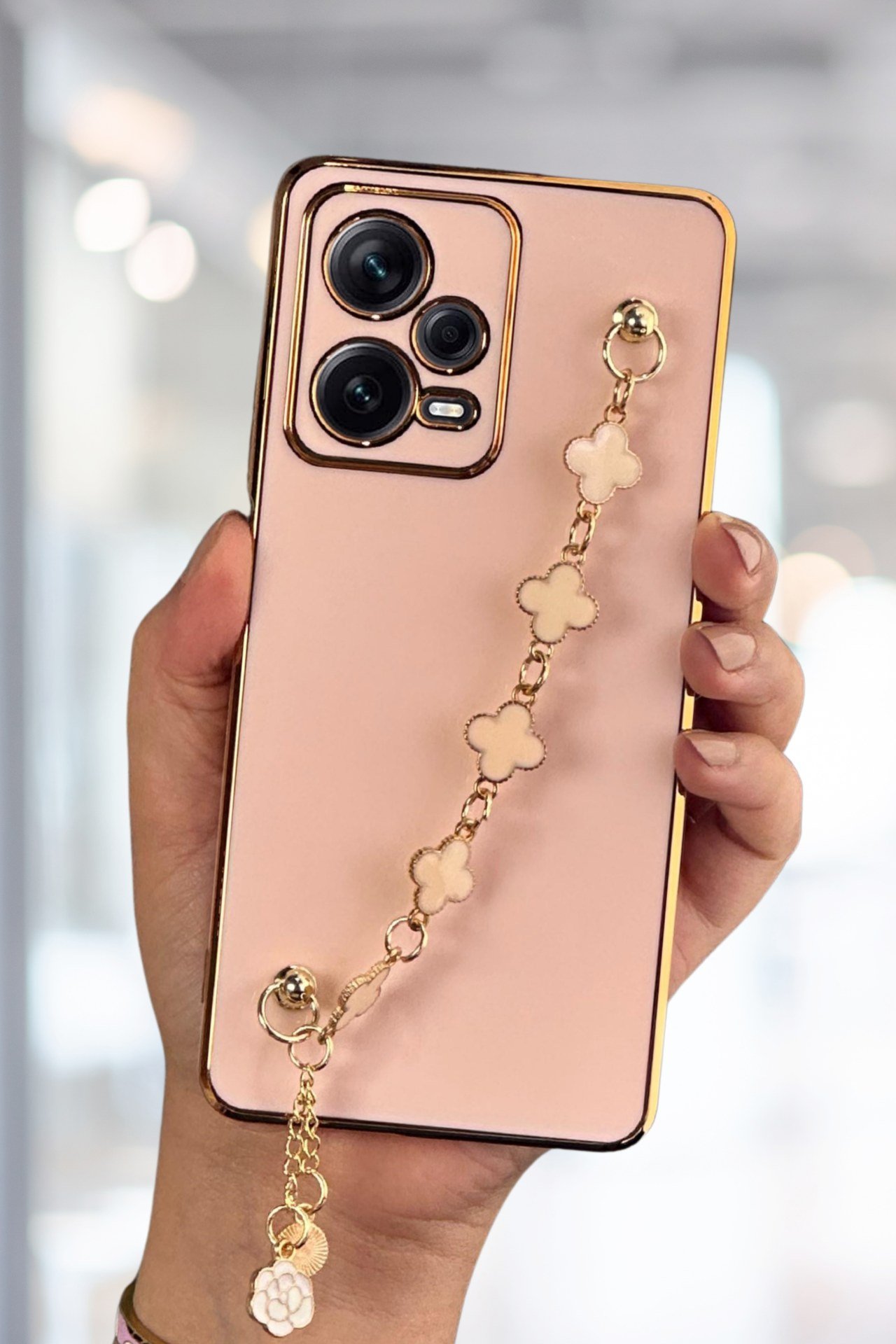 Redmi Note 12 Pro 5G Kılıf Lüks Yonca Zincir Askılı Gold Çerçeveli Elçek Kadın Telefon Kapak