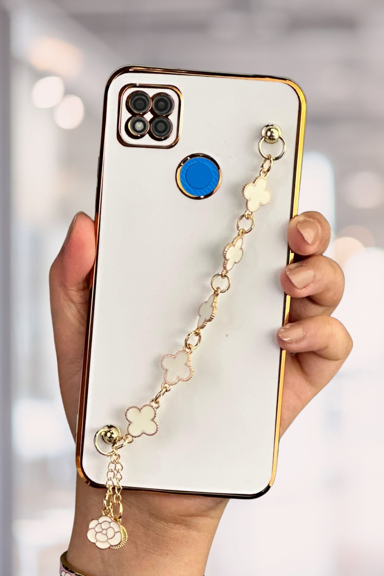 Redmi 9C Kılıf Lüks Yonca Zincir Askılı Gold Çerçeveli Elçek Kadın Telefon Kapak