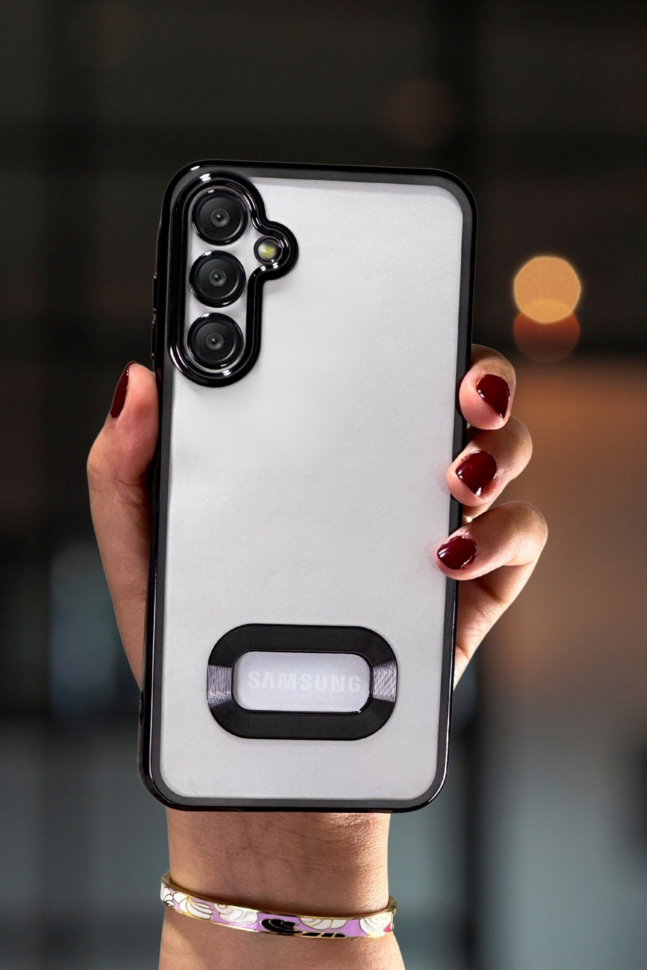 Samsung Galaxy A15 Kılıf Kamera Lens Korumalı Şeffaf Kenarları Renkli Logo Gösteren Parlak Kapak